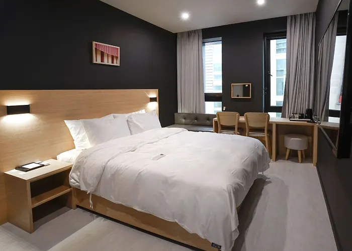 Mipo Oceanside